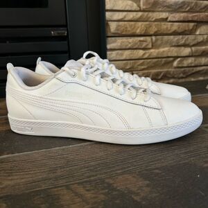 Puma All-White Smash V2 Style 365208-04 Athleisure Sneakers SZ 8.5